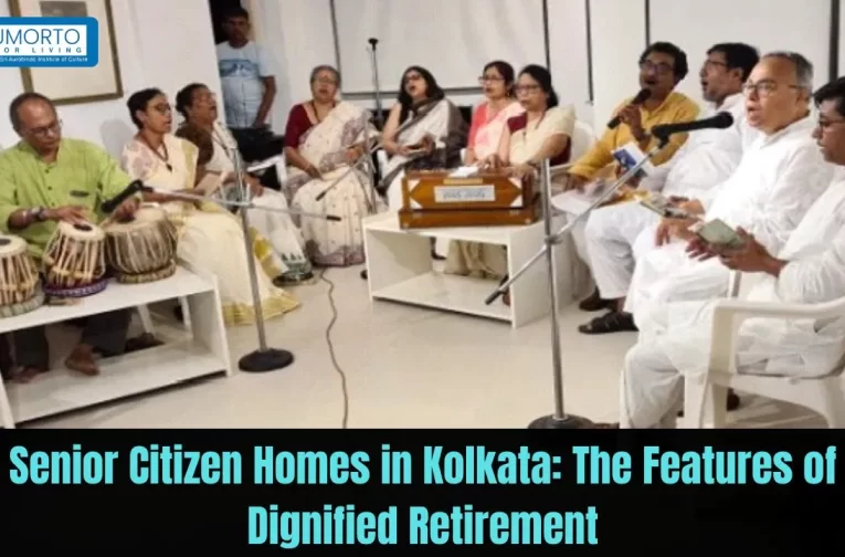 people sitting in senior citizen homes in kolkata